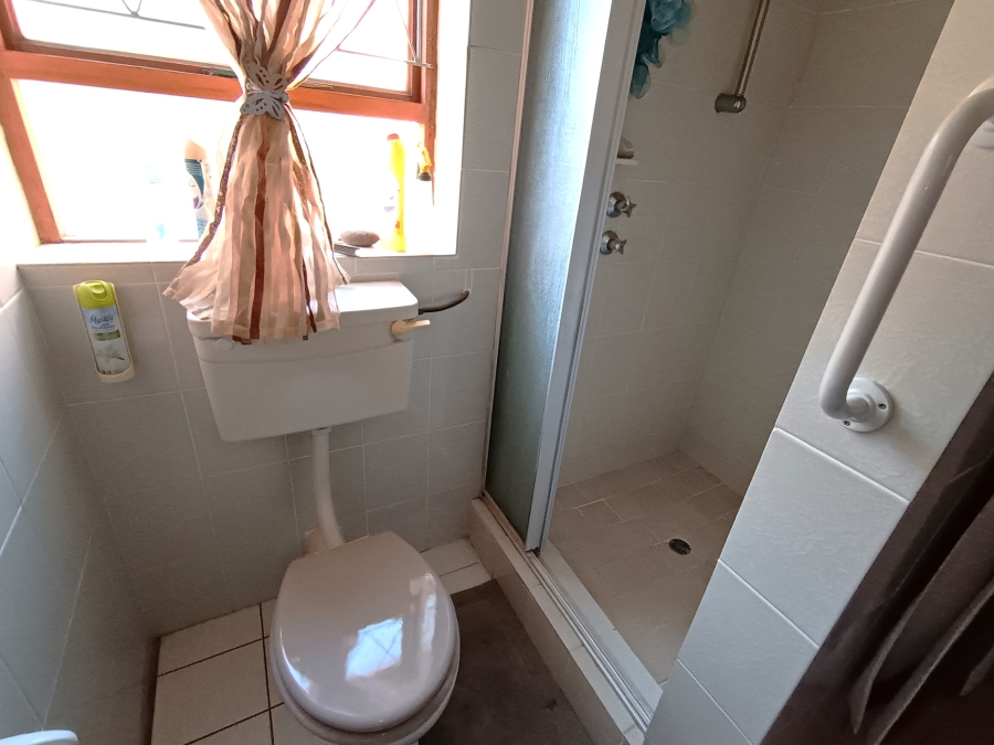 2 Bedroom Property for Sale in Noorsekloof Eastern Cape